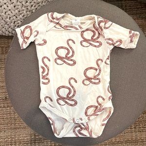 Kate Quinn Onesie 0-3 M
